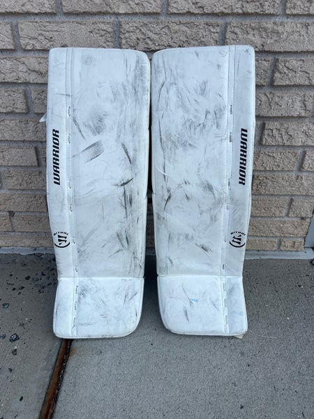24" +0.5 Youth Warrior Ritual G6 Goalie Leg Pads (Used)