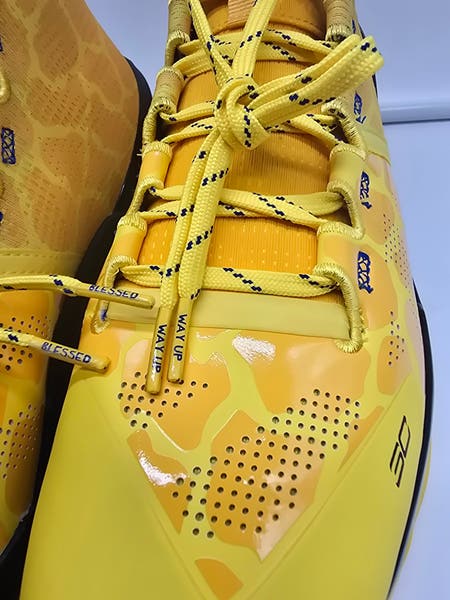 Under Armour Curry 2 Double Bang Basketball Shoes Gold Blue  display picture 2