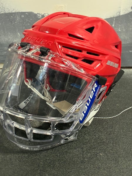 Red Large Bauer Re-Akt 155 Helmet (Used)