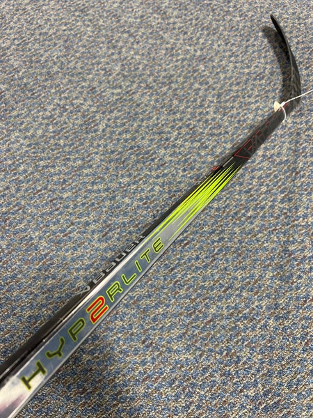 Intermediate Bauer Hyperlite 2 Hockey Stick Right Handed P92 (Used)