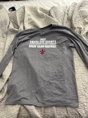 TEAM ISSUED UL RAGIN CAJUNS TSHIRT