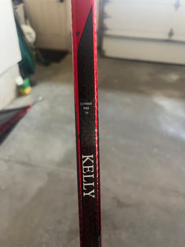 Senior Bauer Hyperlite 2 Right Handed Hockey Stick P88 (Used)