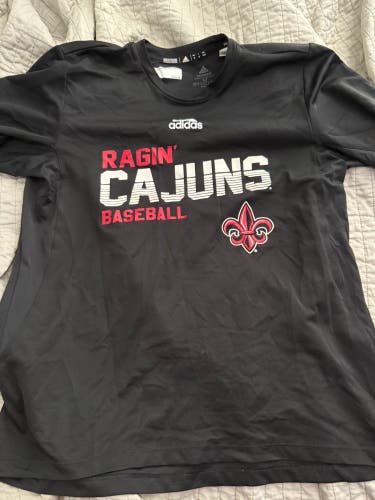COLLEGE ISSUE UL RAGIN CAJUNS TSHIRT