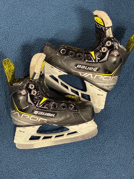 Youth Bauer Vapor 3X Hockey Skates Regular Width 11.5 (Used)
