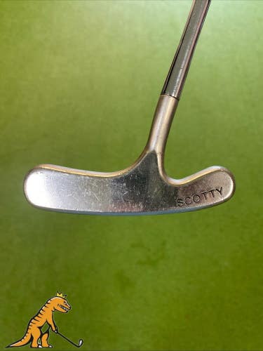 Used RH Scotty Cameron Bullseye Flange 35 Blade Putter