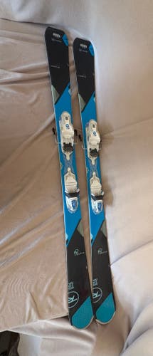 Women's All Mountain 162 cm Rossignol Temptation 84 Skis With Bindings (Used)