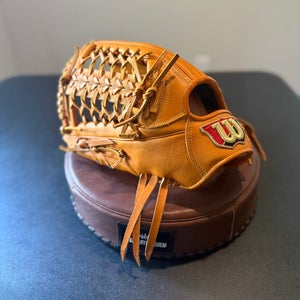 RARE Wilson Staff Japan LHT Outfield Glove