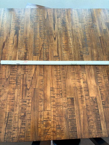 Maverik A1 Lacrosse Shaft (Used) No Butt End