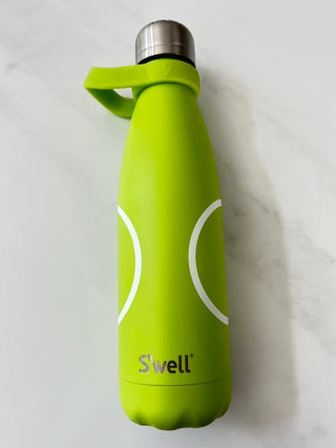 S'well Vacuum Insulated Stainless Steel Water Bottle 17 oz handle tennis green