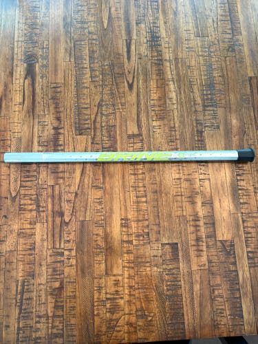 Brine F15 Lacrosse Shaft (Used) Cut down to youth dimensions
