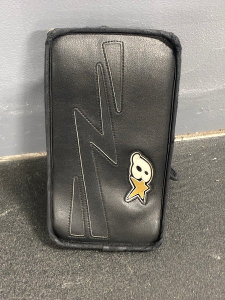 Youth Brian's NetZero 2 Goalie Gloves & Blockers Regular (Used)