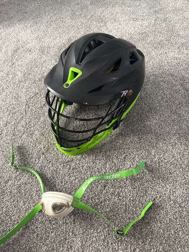 Cascade R Black Helmet (Used) With Chinstrap