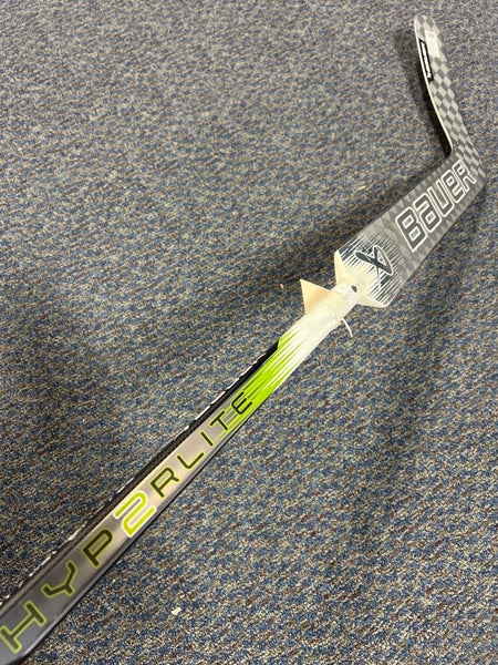 Intermediate Bauer Hyperlite 2 Goalie Stick Regular 23" Paddle (Used)