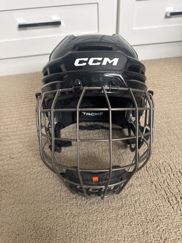 CCM Tacks 720 Helmet With Cage