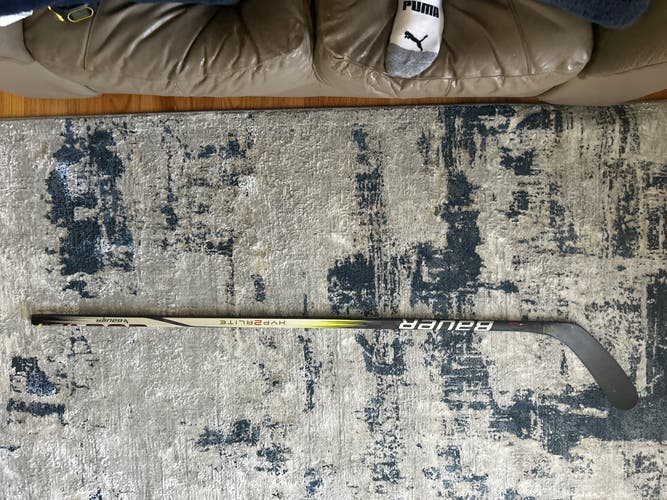 Senior Bauer Hyperlite 2 Right Handed Hockey Stick P90TM