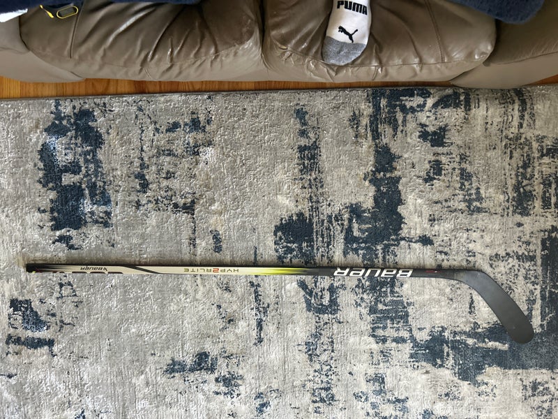 Senior Bauer Hyperlite 2 Right Handed Hockey Stick P90TM