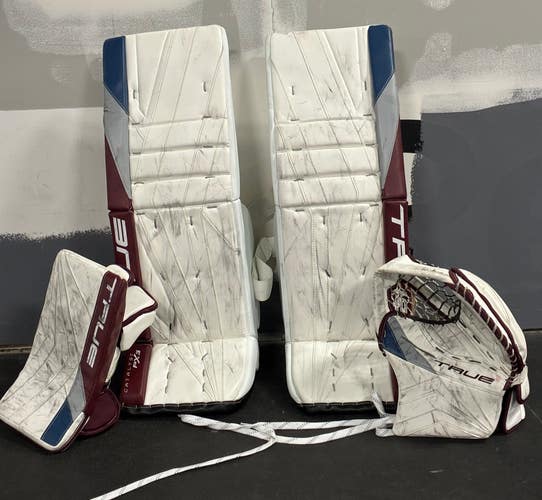 White 34" Senior True Catalyst PX3 Goalie Full Set Regular Pro Stock (Used)