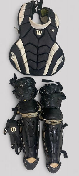 Wilson Pro Stock WTA3700 16" Adult Baseball Leg Guards & Chest Catcher Umpire
