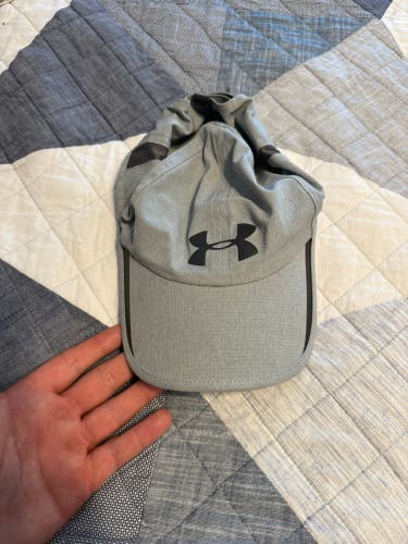 Gray One Size Fits All Adult Unisex Under Armour Hat (New)