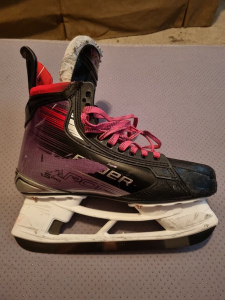 Bauer Vapor X5 Pro Hockey Skates 9 (Used)