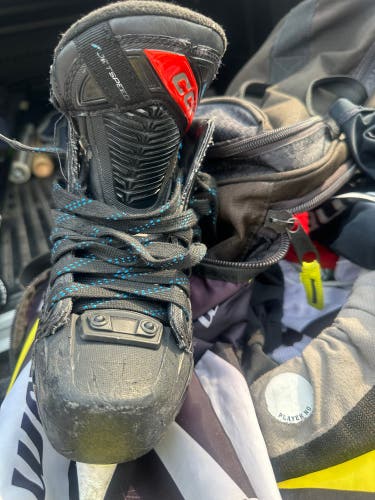 CCM FT6 pro skates size 2 skate