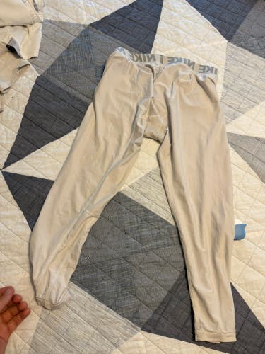 White Large Men's Nike Compression (Used)