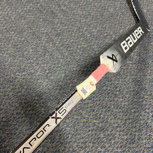 Senior Bauer Vapor X5 Pro Goalie Stick Regular (Used)