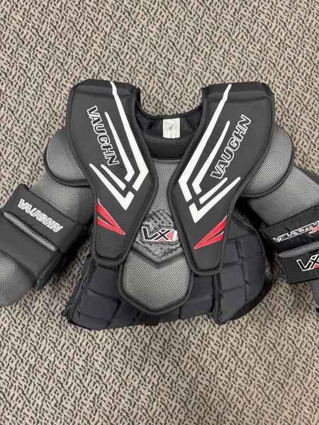 Vaughn VX1 Velocity Junior Med/Large goal Chest