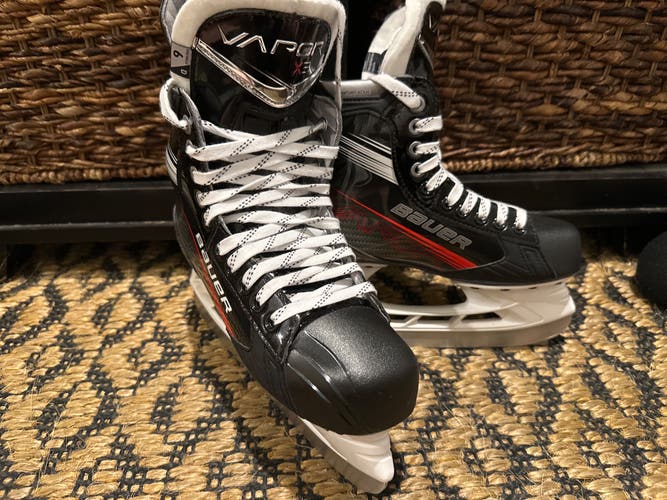 2023 Bauer Vapor 3X Hockey Skates Regular Width 6 (New)