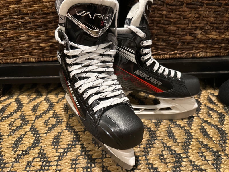 2023 Bauer Vapor 3X Hockey Skates Regular Width 6 (New)
