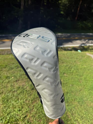 TaylorMade Qi35 LS