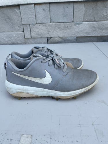 Gray Kid's Size M 7.0 (W 8.0) Nike Roshe G Golf Shoes (Used)