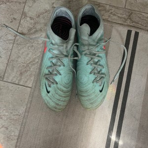 NIKE PHANTOM mens’s size 8.0 - barely used