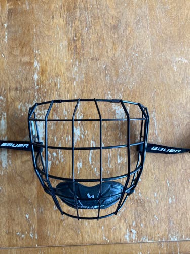 Medium Bauer True Vision Full Cage (New)
