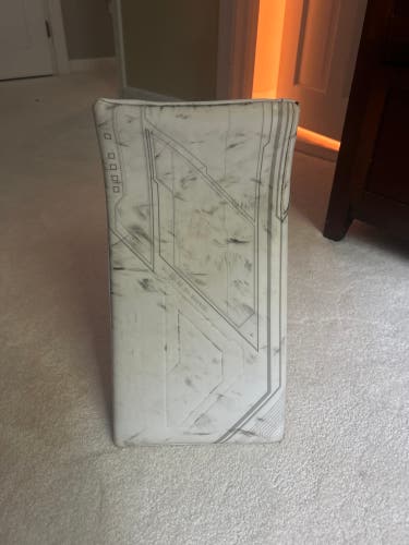 2022 Bauer SUPREME MACH Regular  (Used)