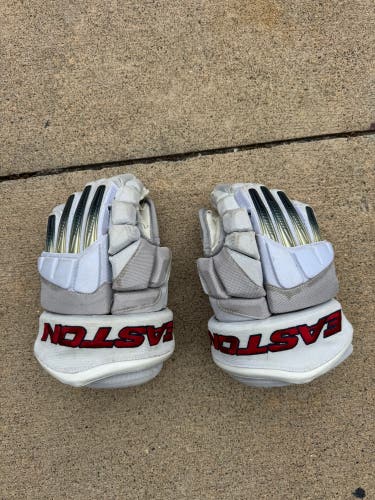 Easton Mako Gloves 12"  (New)