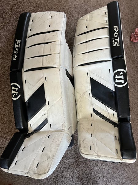 2019 Warrior Ritual GT2 Classic Pro Goalie Leg Pads (Used)