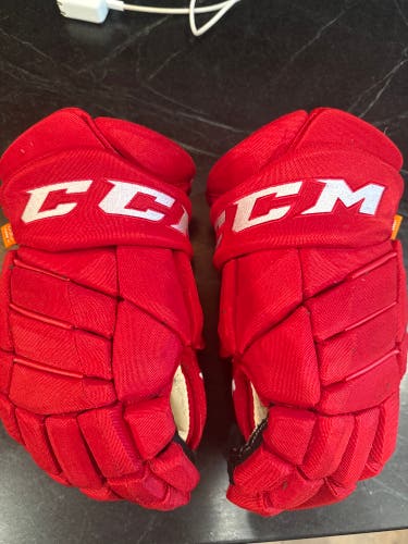 CCM FT6 Pro Gloves 15" Pro Stock (New)