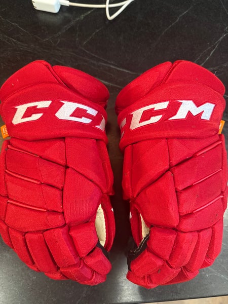 CCM FT6 Pro Gloves 15" Pro Stock (New)