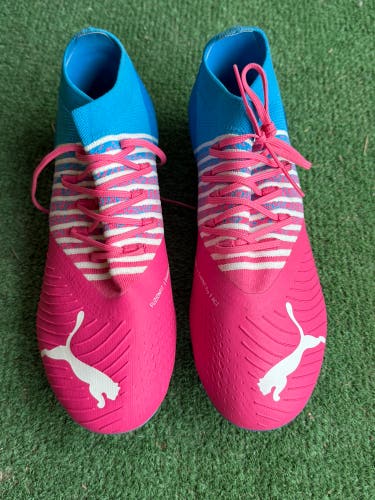 Blue Men's Size M 7.0 (W 8.0) Puma Future Molded Cleats Cleats (Used)