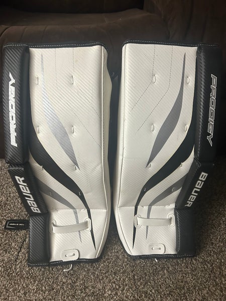22"  Bauer Prodigy 2.0 Goalie Leg Pads (Used)