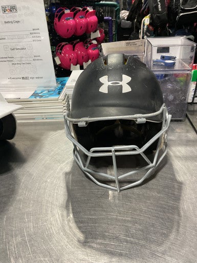 Used Under Armour BB HELMET Batting Helmet w/Mask Black MD 11834-S000038553
