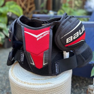 Youth Medium Bauer Legacy Shoulder Pads  (Used)