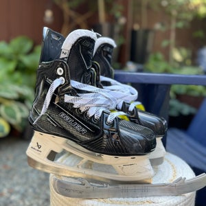 2024 Bauer Supreme M50 Pro Hockey Skates Regular Width   Size 2 (Used)