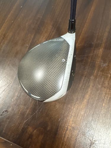 Men's 2020 TaylorMade SIM Right Handed Driver Stiff Flex 9 Loft (Used)
