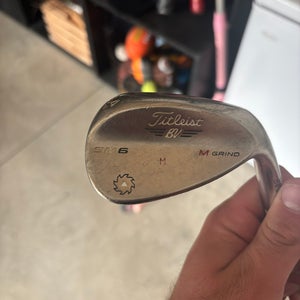 Titleist Right Handed Wedge 54 Degree (Used)