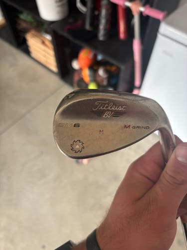 Titleist Right Handed Wedge 54 Degree (Used)