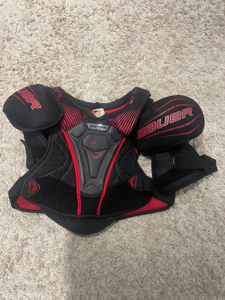 Bauer Vapor Hockey Player Shoulder Pads
