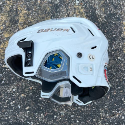 Small Bauer Re-Akt 150 Helmet (Used)