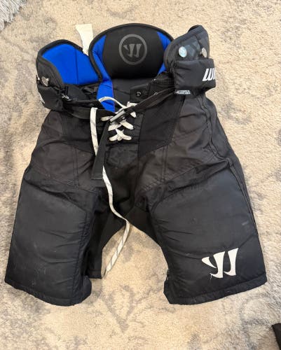 Large Youth Warrior Covert QRE Pro Hockey Pants (Used)